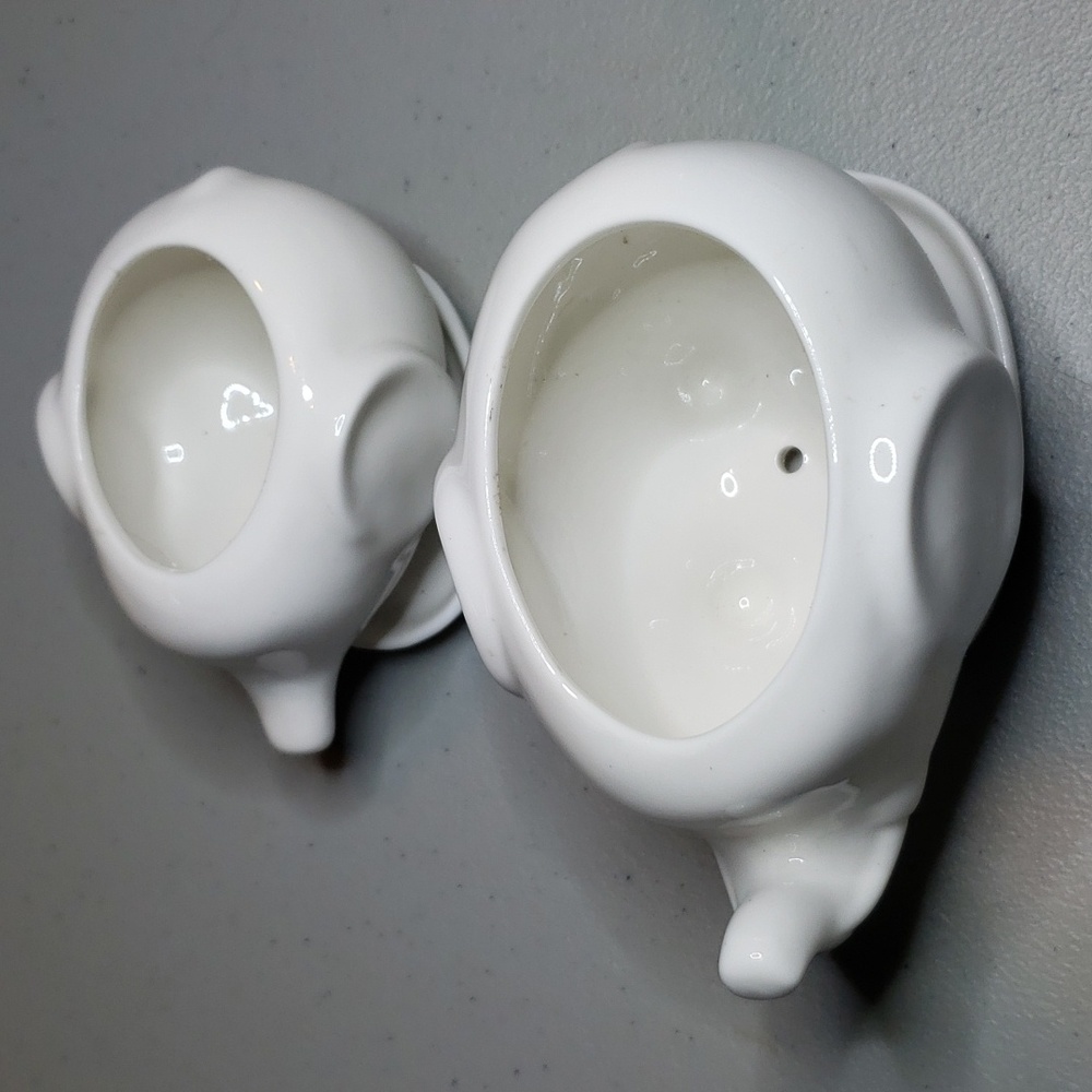 Elephant plant pots - Picture 3 of 6